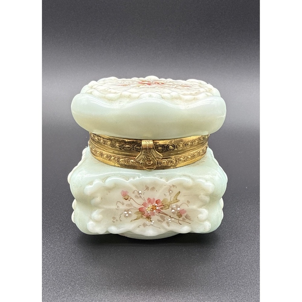 Antique C. F. Monroe Wave Crest 3.25" Lidded Dresser Box Signed Opal Art Glass